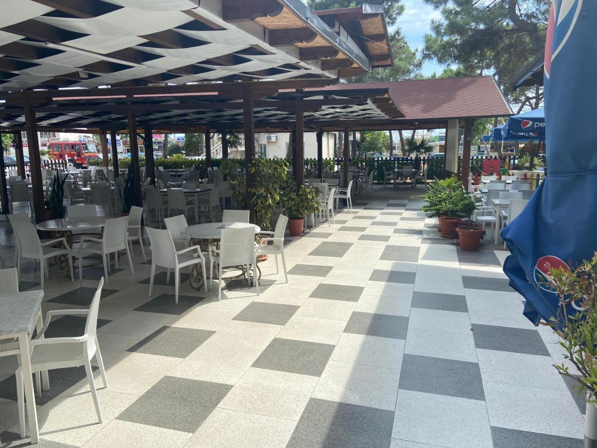 Hotel Center Park à Velipojë Extérieur photo